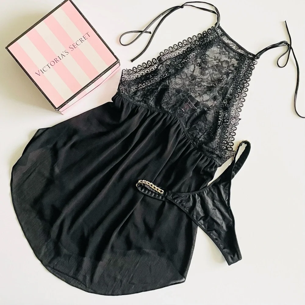 MEDIUM Victoria’s Secret black lingerie set